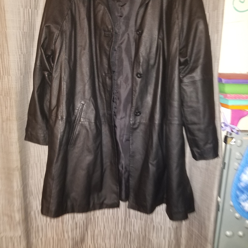Venezia Vitale womens black leather coat size a6